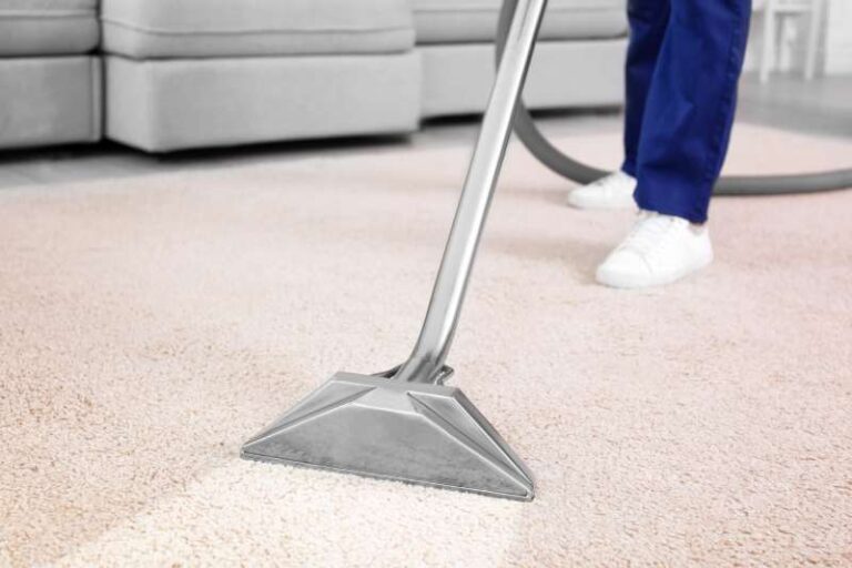 Carpet cleaner